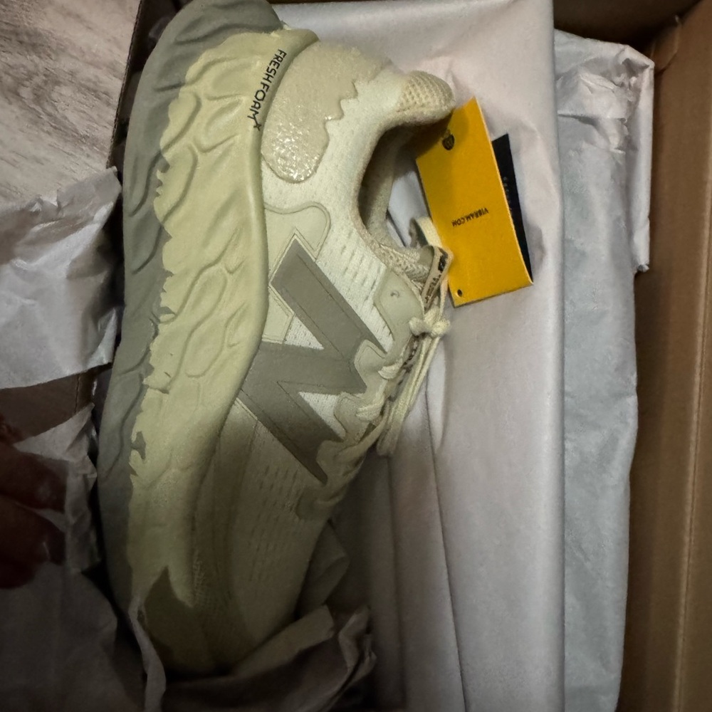 New Balance Fresh Foam X More Trail v3 Pistachio Butter NWT 9 - Picture 5 of 9